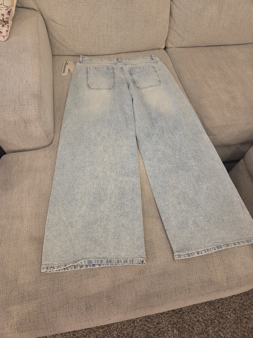 No Boundaries Light Blue Wide Leg Jeans - Picture 11 of 12